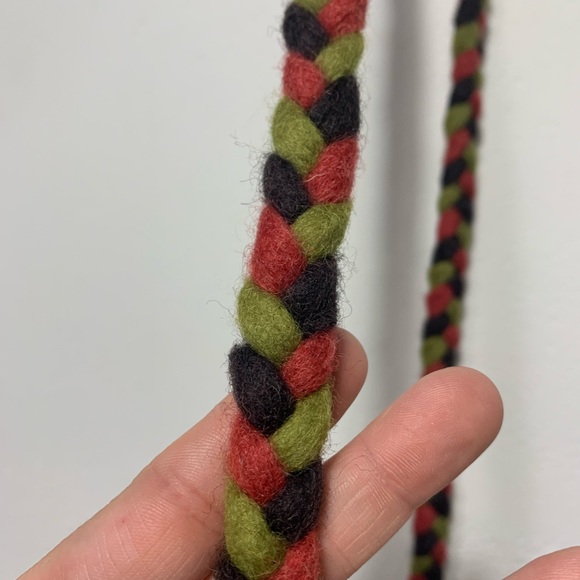 Rising Tide Felted Wool Floral Purse Red Rose green and blue accents shoulder - Picture 3 of 12